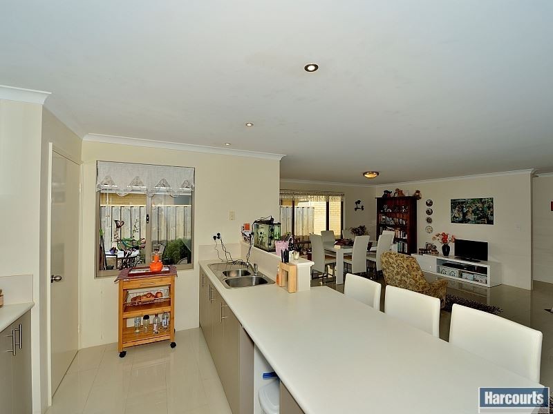 1 Lily Court, Dawesville WA 6211