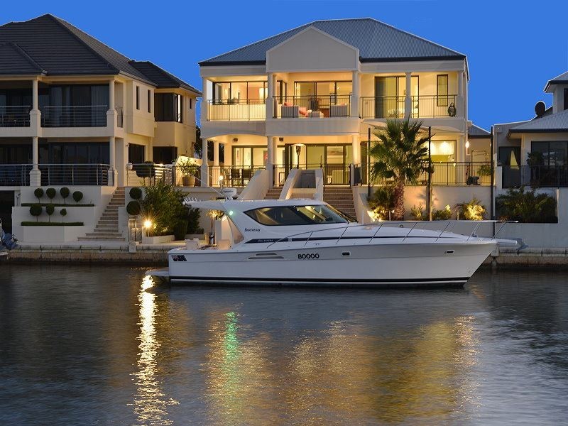 40 Brindabella Crescent, Halls Head WA 6210