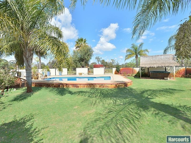 13 Aclare Road, Barragup WA 6209