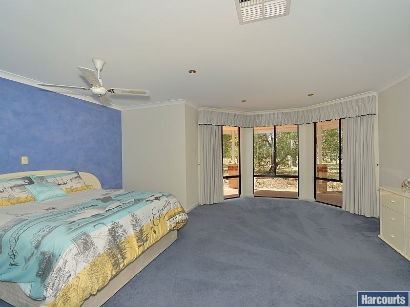 13 Aclare Road, Barragup WA 6209