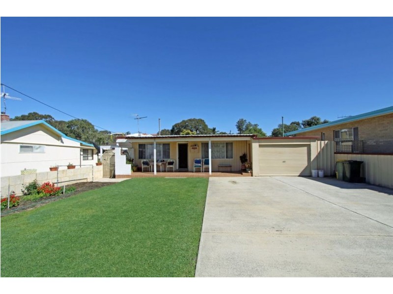 76 Mary Street, Halls Head WA 6210