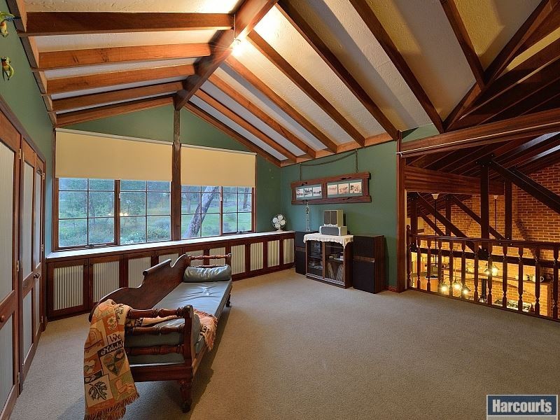 6 White Hill Road, Bouvard WA 6211