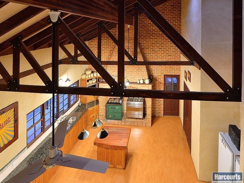 6 White Hill Road, Bouvard WA 6211