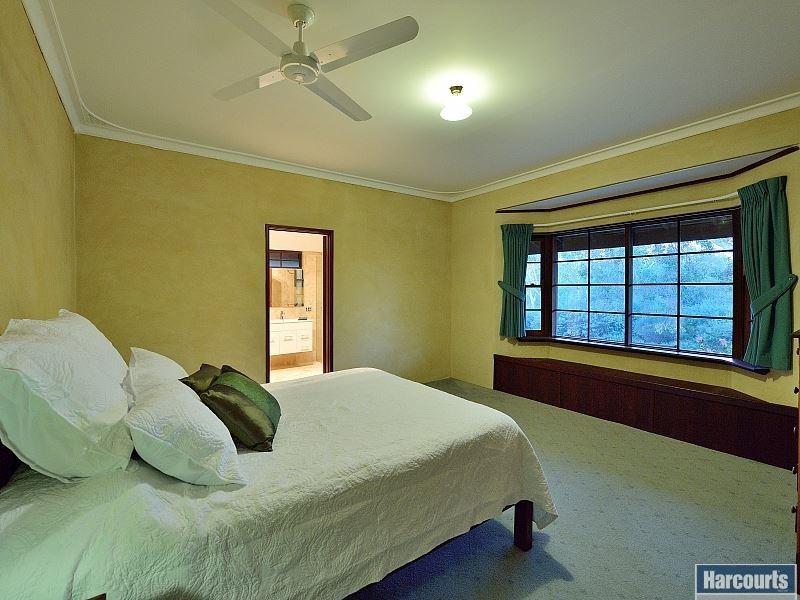 6 White Hill Road, Bouvard WA 6211