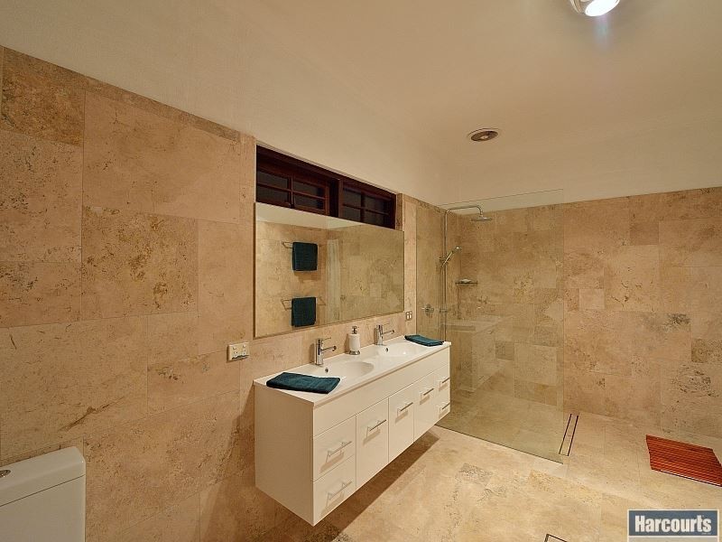 6 White Hill Road, Bouvard WA 6211