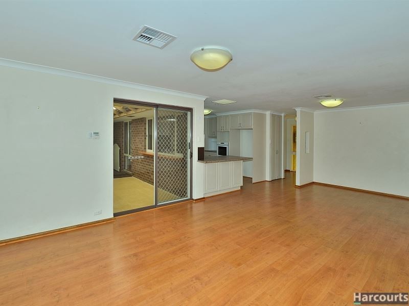 3 Oakdale Close, Halls Head WA 6210