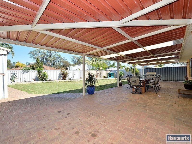 4 Shanto Court, Dudley Park WA 6210