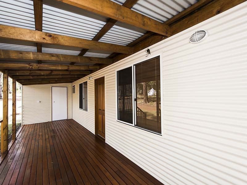 147 Invarell Rd, Waroona WA 6215