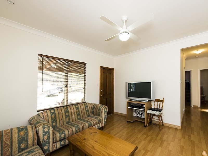 147 Invarell Rd, Waroona WA 6215