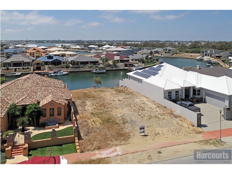 15 Leisure Way, Halls Head WA 6210