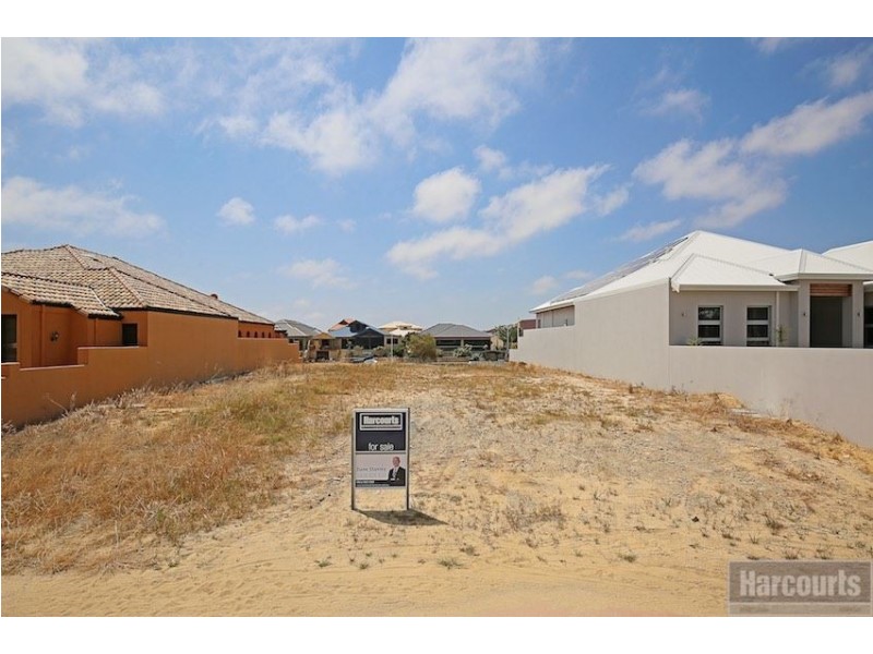 15 Leisure Way, Halls Head WA 6210