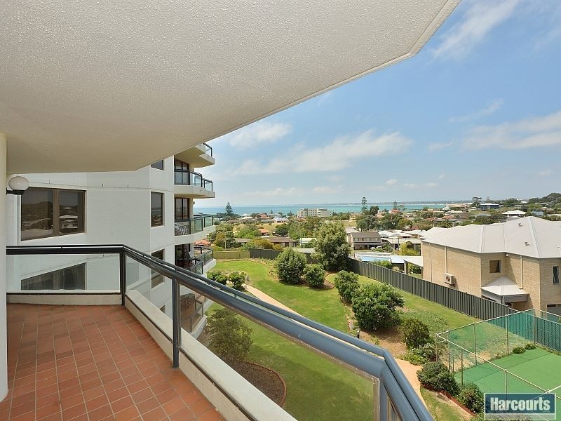 15/6A Valley Road, Halls Head WA 6210