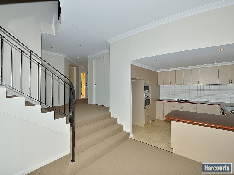 6/2 The Pass, Dawesville WA 6211