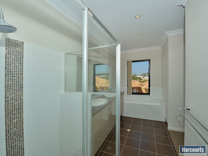 6/2 The Pass, Dawesville WA 6211