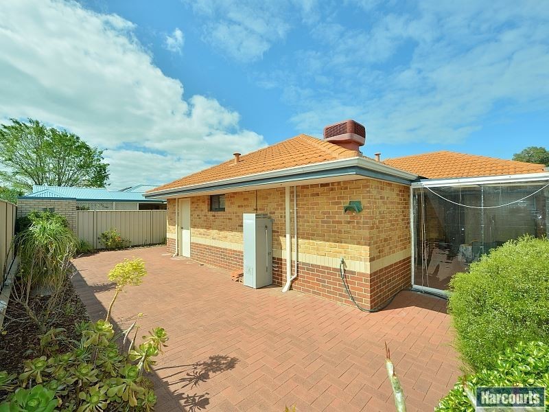 8 Cassia Street, Greenfields WA 6210