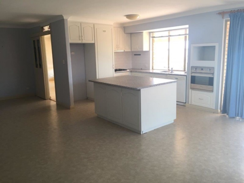 32 Pioneer Court, Bouvard WA 6211
