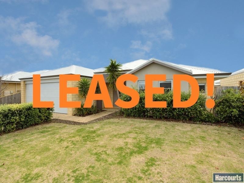 33 Marsdenia Road, Halls Head WA 6210