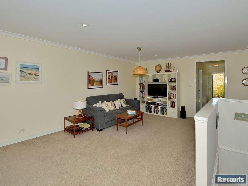112 Janis Street, Halls Head WA 6210