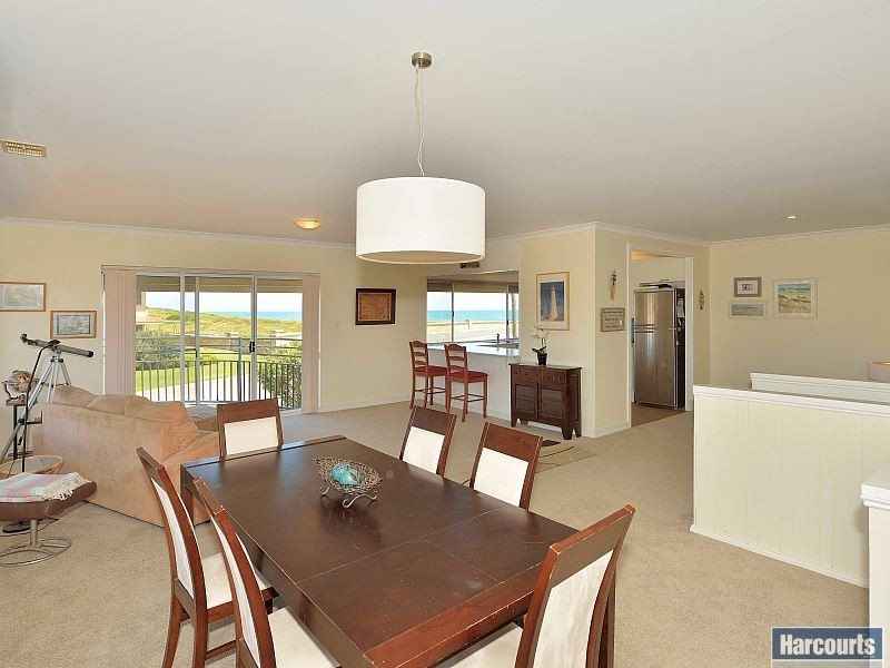 112 Janis Street, Halls Head WA 6210