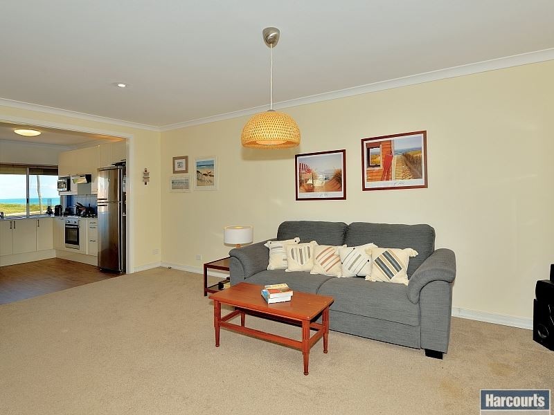 112 Janis Street, Halls Head WA 6210