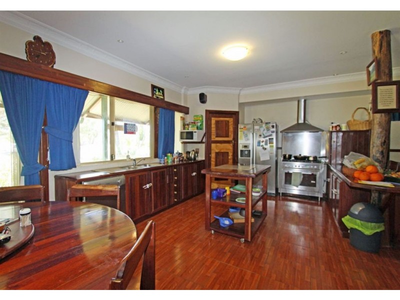 14 Redcliffe Road, Greenfields WA 6210