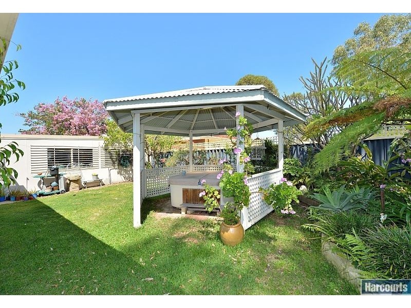 7 Albermarle Close, Coodanup WA 6210