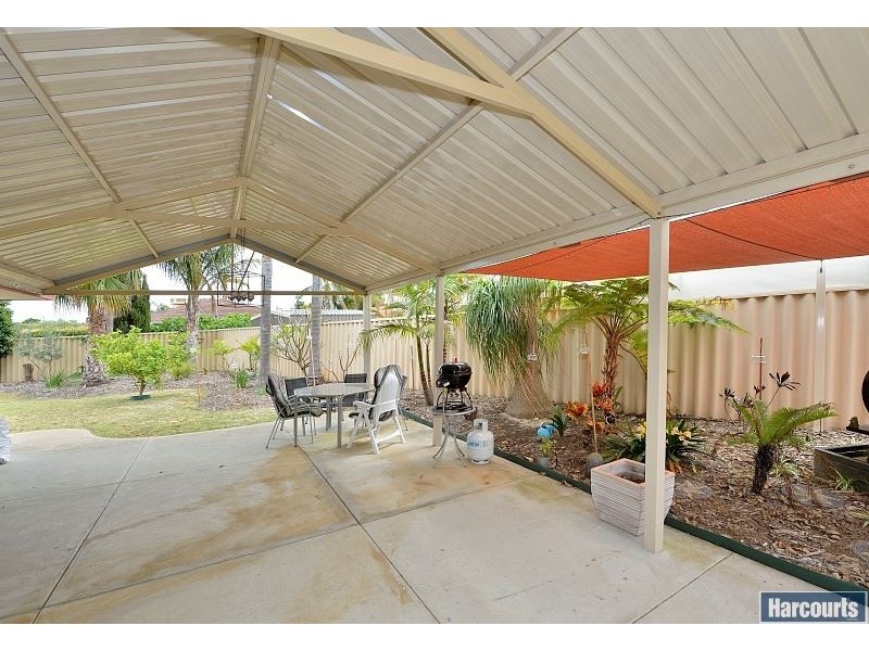 17 Foster Road, Coodanup WA 6210