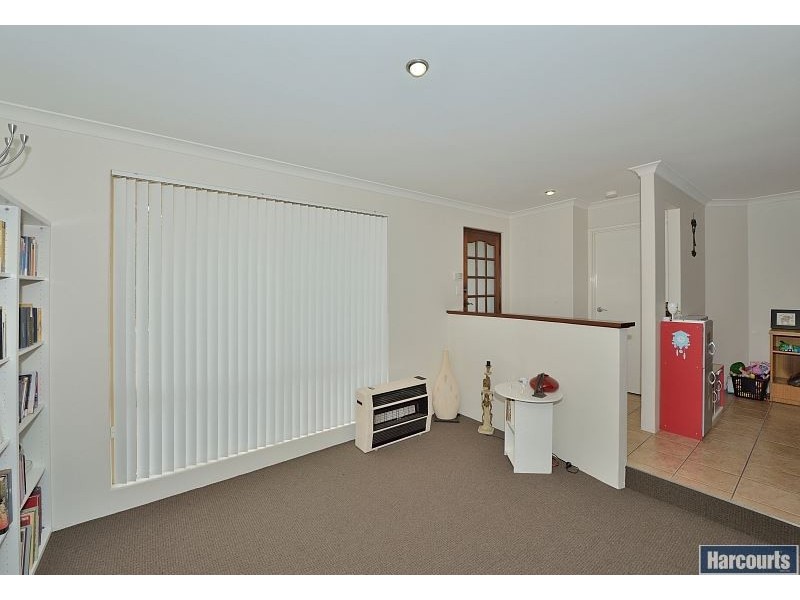 17 Foster Road, Coodanup WA 6210