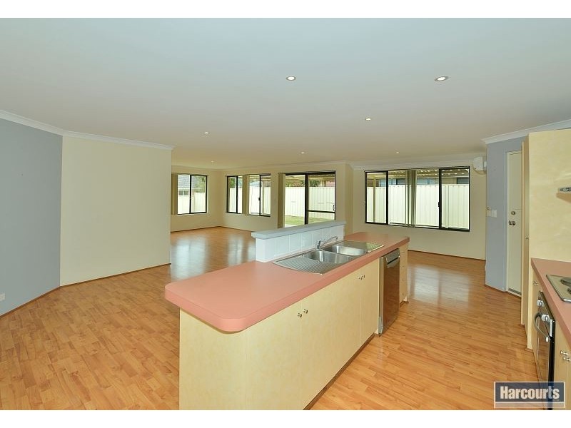 14 Dalwallinu Terrace, Dawesville WA 6211