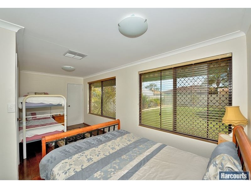 24 Killarney Retreat, Meadow Springs WA 6210