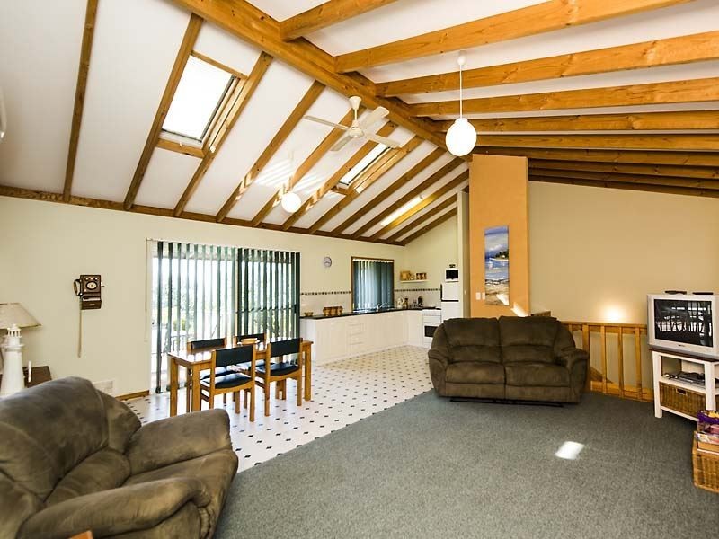 100 Panorama  Drive, Preston Beach WA 6215