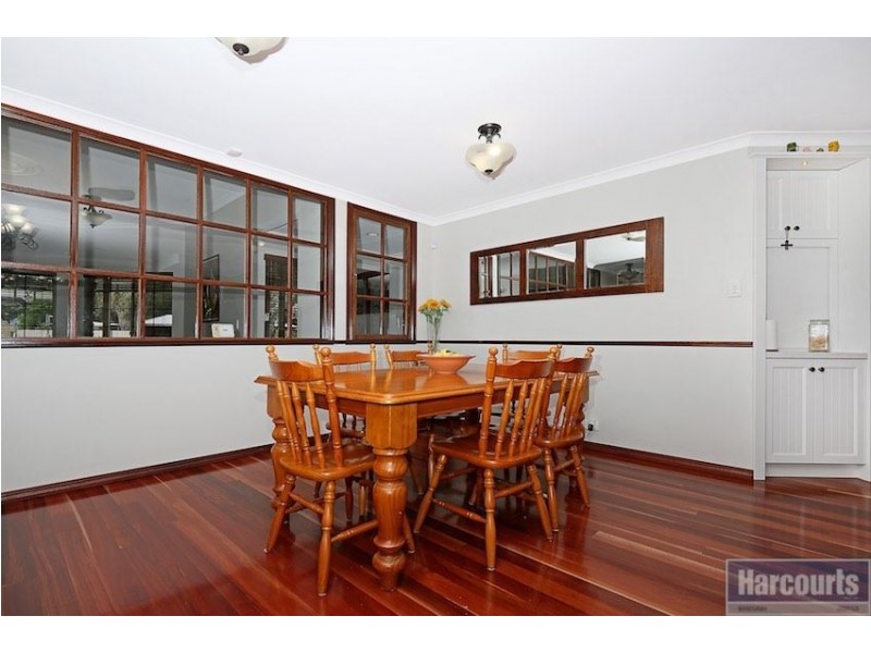 10 Navarre Row, Greenfields WA 6210