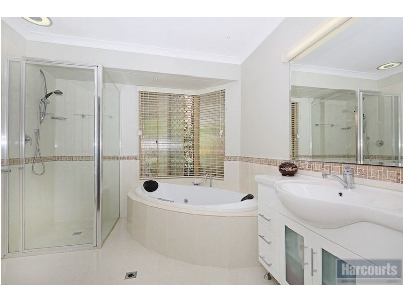 10 Navarre Row, Greenfields WA 6210