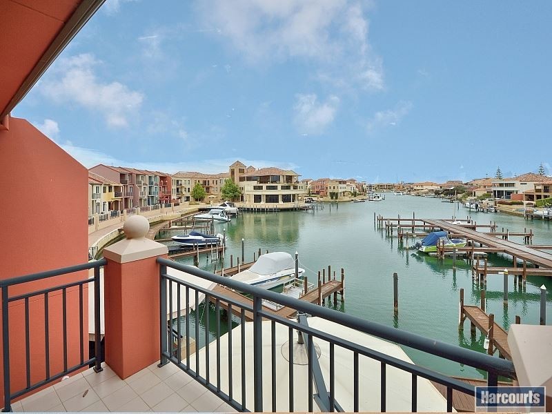 4/7 Village Mews, Wannanup WA 6210