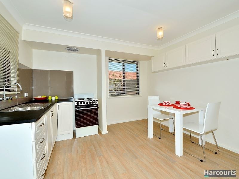 9/17 Creery Street, Dudley Park WA 6210