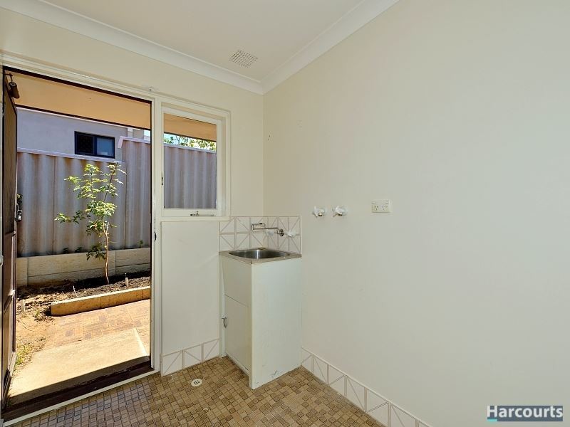 9/17 Creery Street, Dudley Park WA 6210