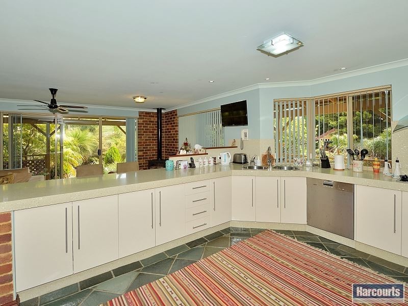 66 Nutbush Avenue, Falcon WA 6210