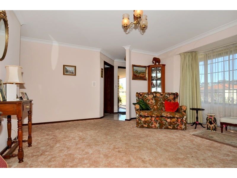 2B Yanmar Place, Mandurah WA 6210