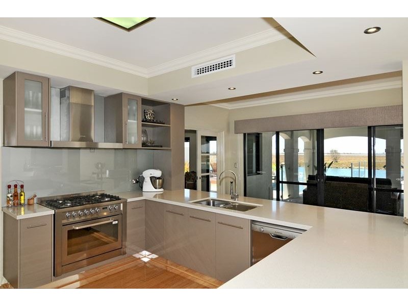 19 Katinka Retreat, Mandurah WA 6210