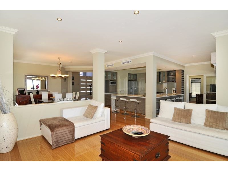 19 Katinka Retreat, Mandurah WA 6210