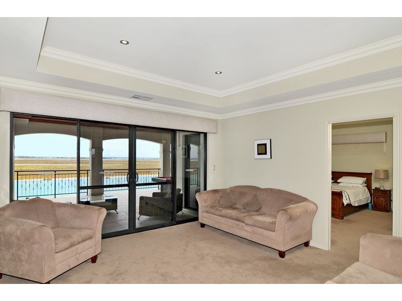 19 Katinka Retreat, Mandurah WA 6210