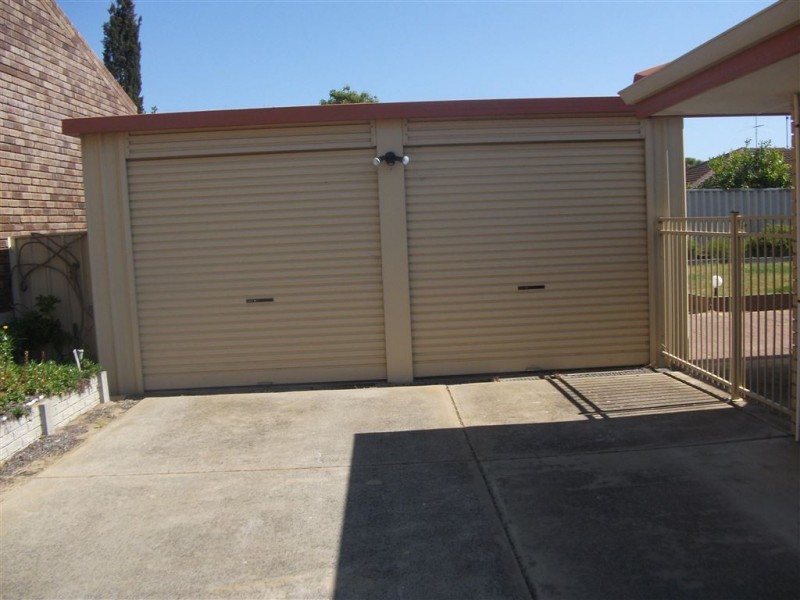 112 McLarty Road, Halls Head WA 6210