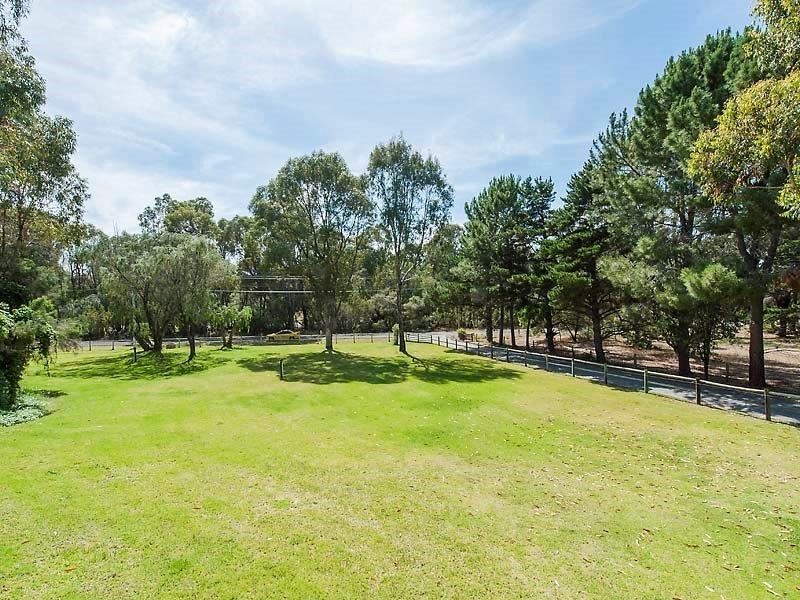 24 Haub Road, Lake Clifton WA 6215