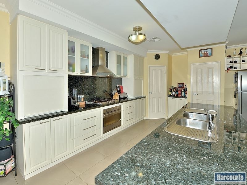 49 Katinka Retreat, Dudley Park WA 6210