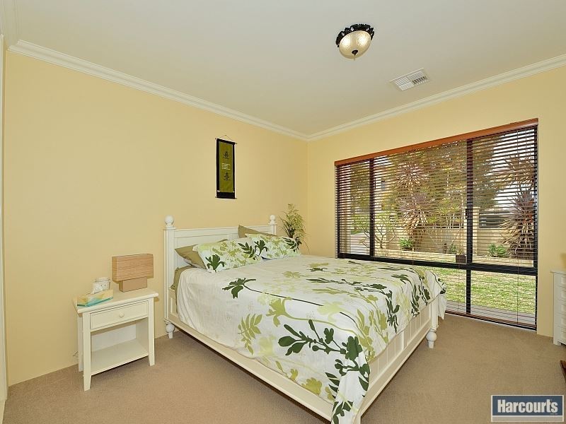 49 Katinka Retreat, Dudley Park WA 6210