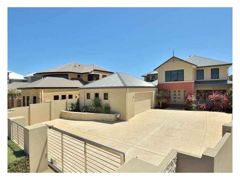 15 Erins Isle, Dudley Park WA 6210