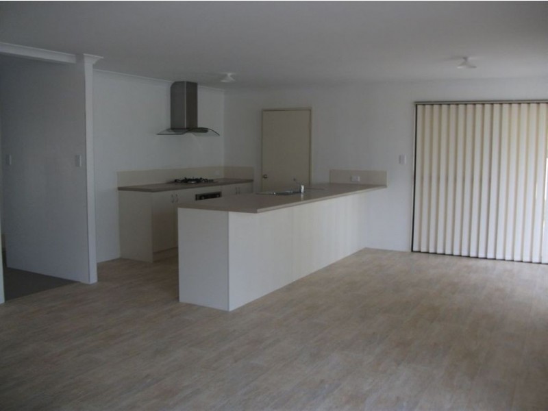 18 Menna Brace, Greenfields WA 6210
