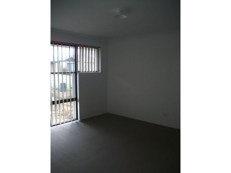 18 Menna Brace, Greenfields WA 6210