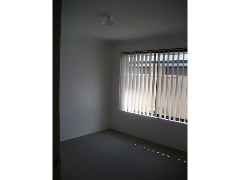 18 Menna Brace, Greenfields WA 6210