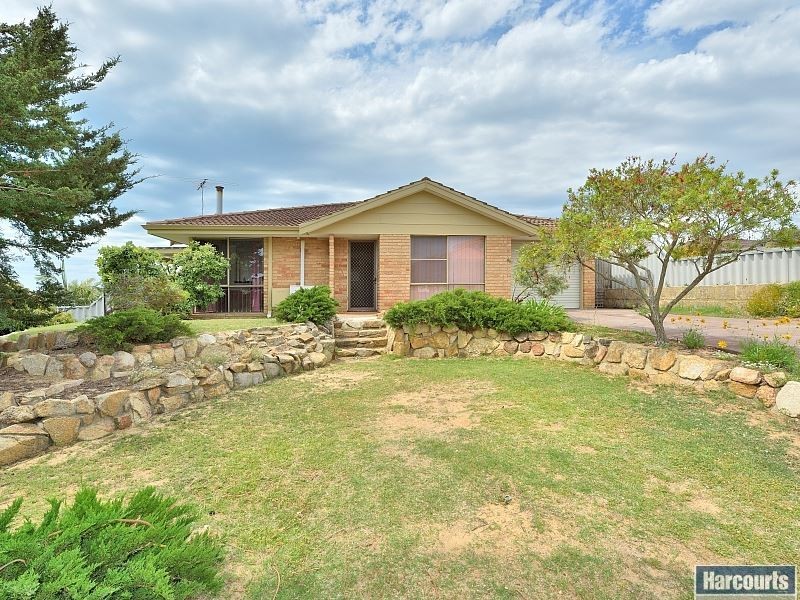9 Fulmar Place, Halls Head WA 6210